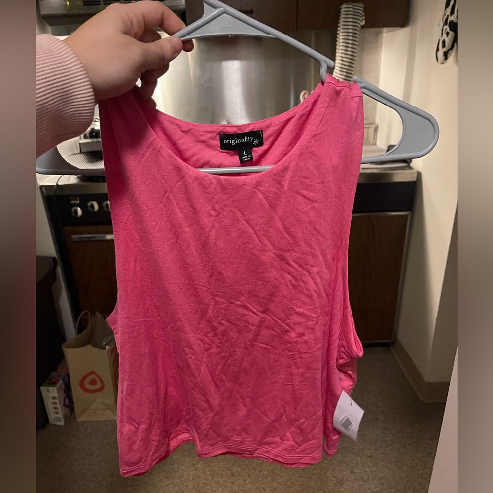 Pink cropped soft flowy shirt